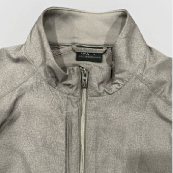 Greg Norman Full Zip Performance Golf Vest Mens Size Medium Grey Lightweight - Picture 2 of 8